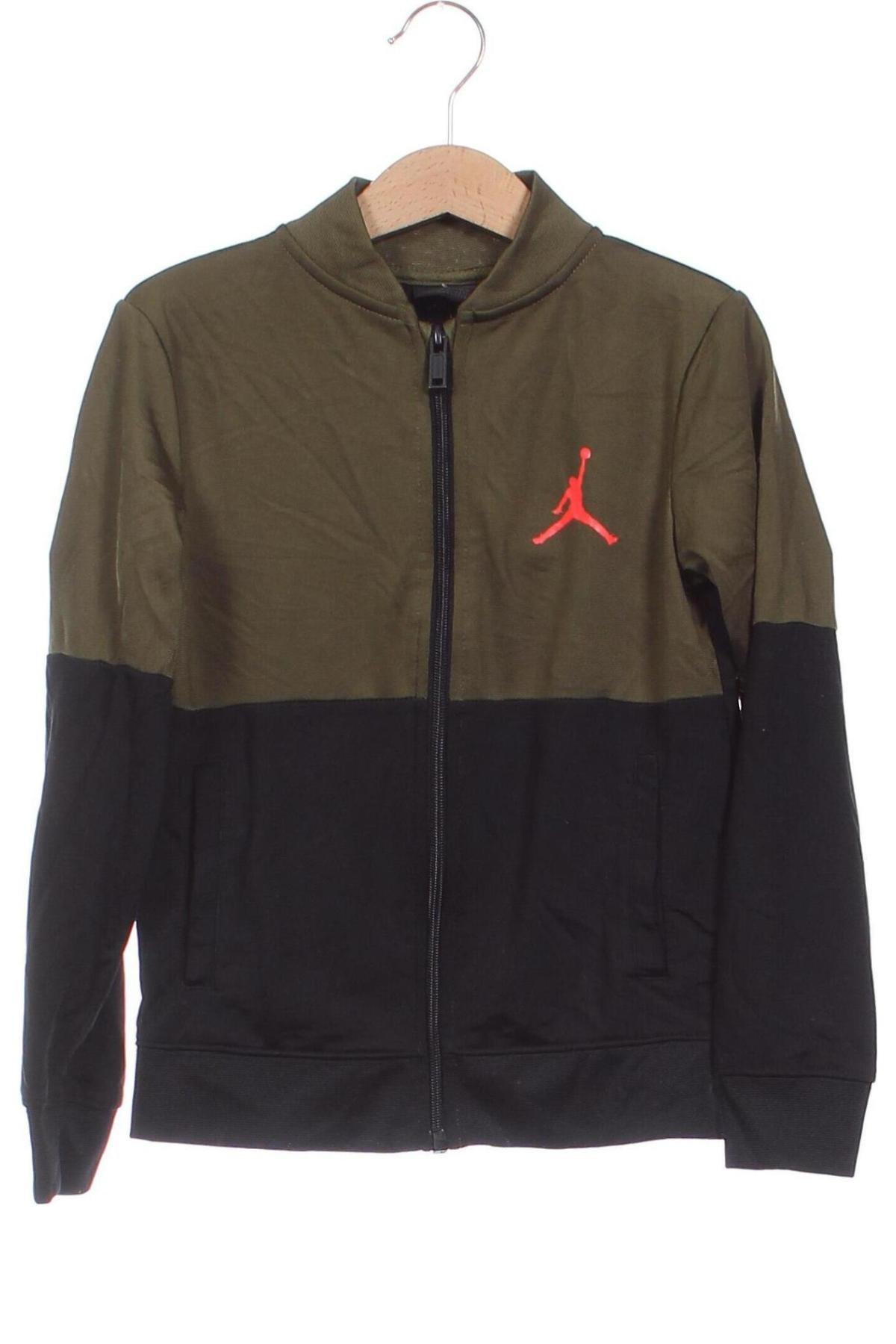 Dětská horní část sportovní soupravy Air Jordan Nike, Velikost 4-5y/ 110-116 cm, Barva Vícebarevné, Cena  619,00 Kč