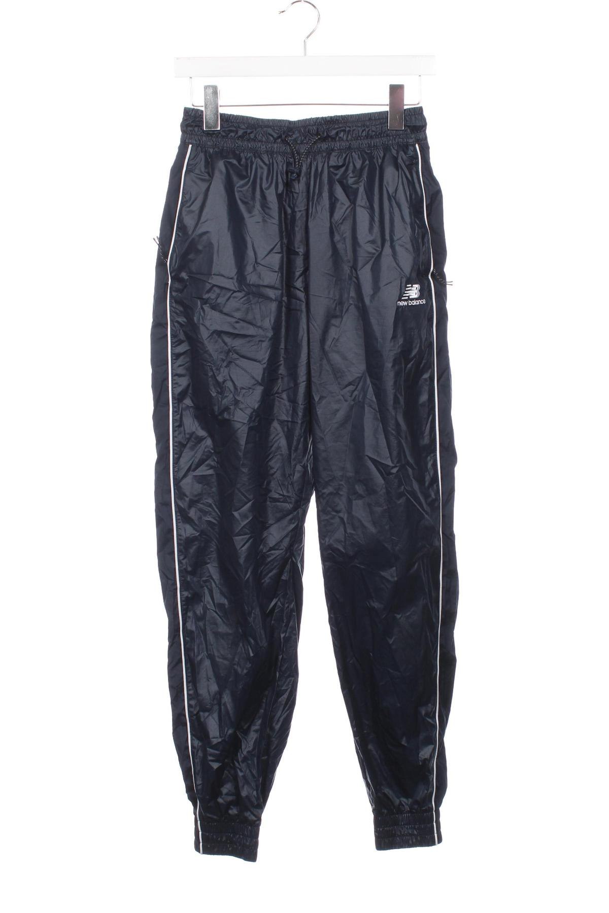 Pantaloni trening de bărbați New Balance, Mărime XS, Culoare Albastru, Preț 150,99 Lei