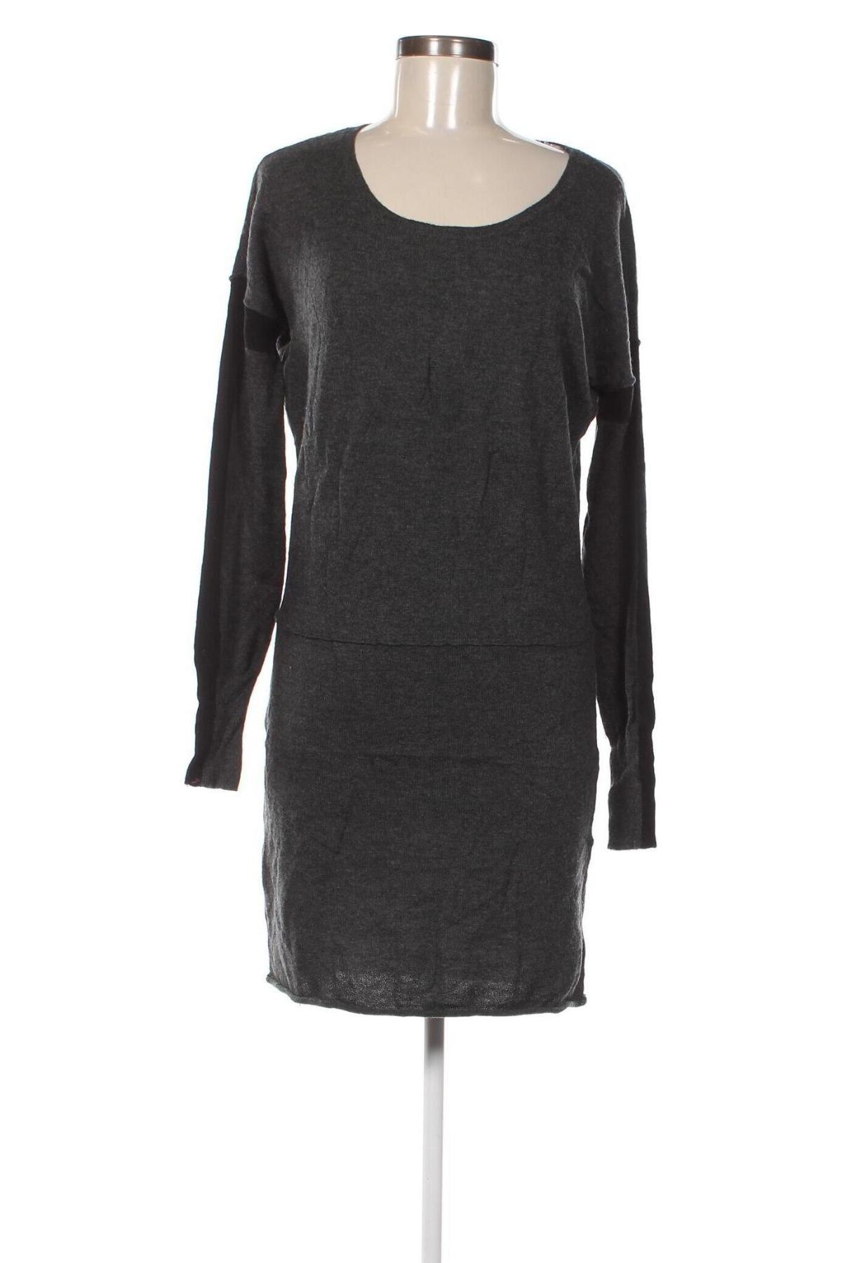 Kleid Athleta, Größe S, Farbe Grau, Preis € 20,99