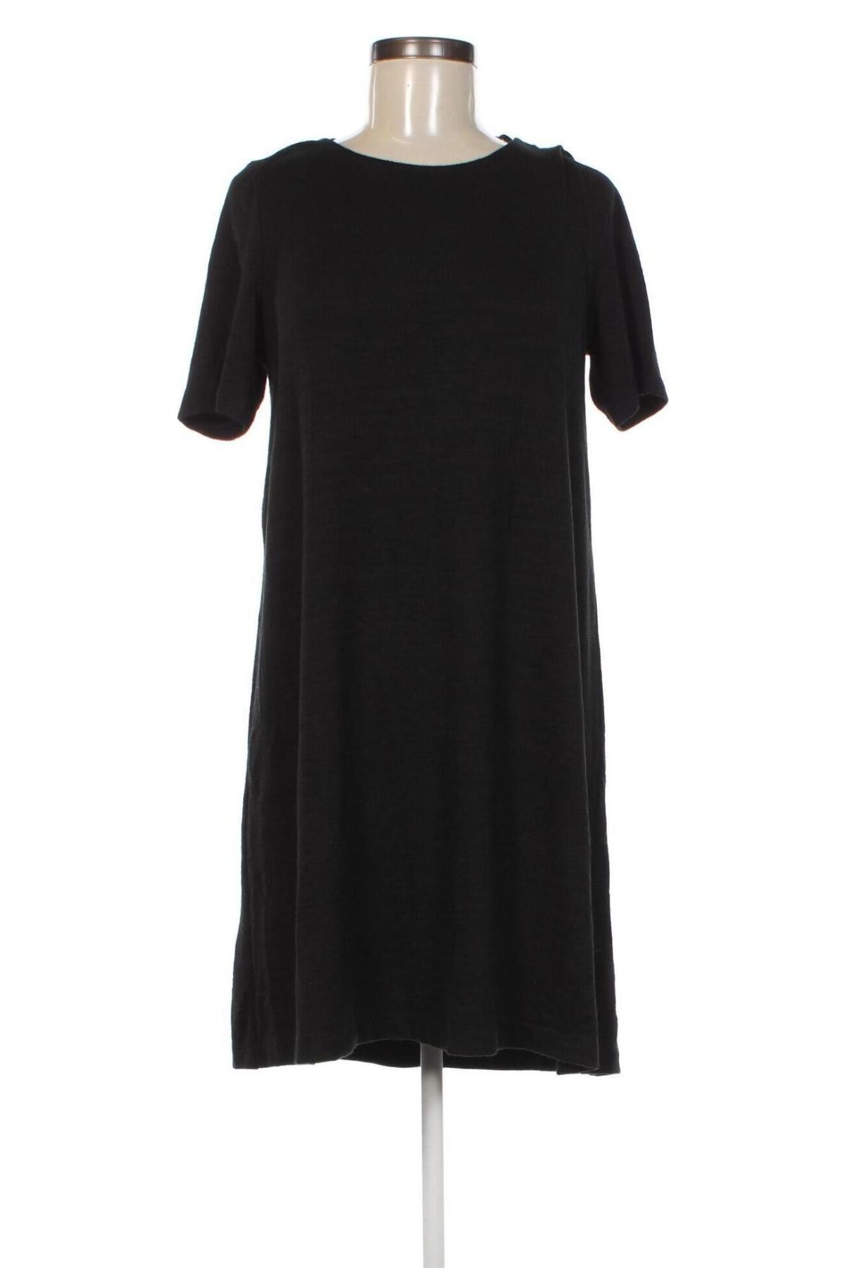 Rochie Gap, Mărime M, Culoare Negru, Preț 44,99 Lei