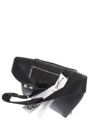 Hüfttasche Calvin Klein, Farbe Schwarz, Preis 93,99 €