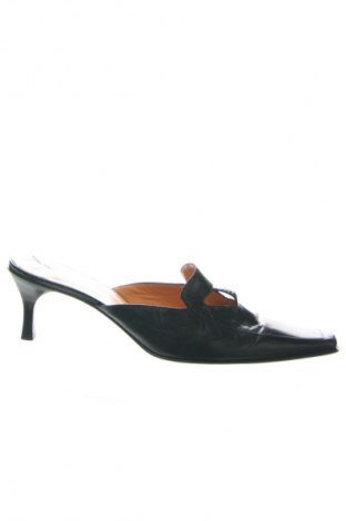 Чехли Chantal, Размер 39, Цвят Черен, Цена 140,76 лв.