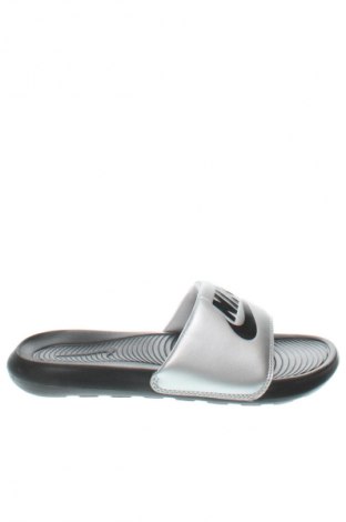 Чехли Nike, Размер 38, Цвят Сив, Цена 28,63 €