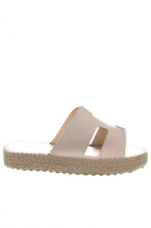 Чехли RunnerBoss, Размер 39, Цвят Бежов, Цена 50,99 лв.