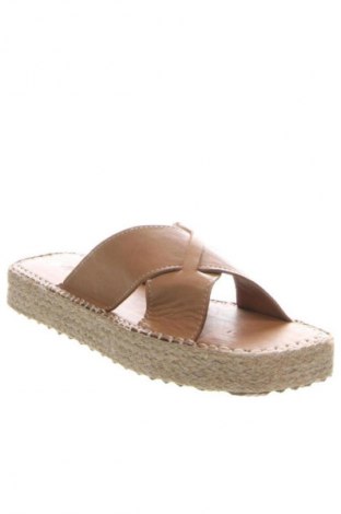 Pantolette RunnerBoss, Größe 38, Farbe Beige, Preis € 41,99