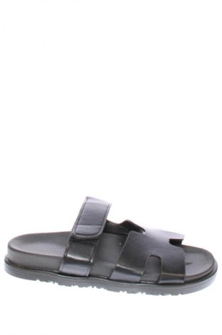 Чехли Unbranded, Размер 37, Цвят Черен, Цена 39,10 лв.