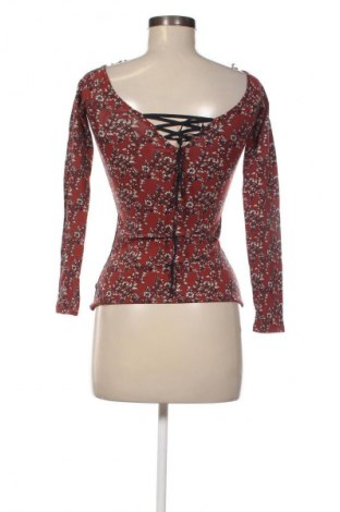 Dámská halenka Bershka, Velikost S, Barva Vícebarevné, Cena  199,00 Kč