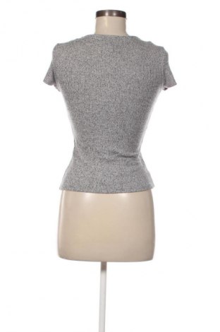 Bluzka damska Bershka, Rozmiar M, Kolor Szary, Cena 32,99 zł