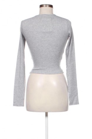 Damen Shirt Bershka, Größe S, Farbe Grau, Preis 20,99 €