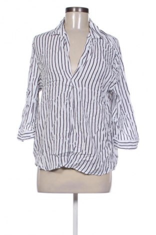 Dámská halenka Bershka, Velikost L, Barva Vícebarevné, Cena  69,00 Kč