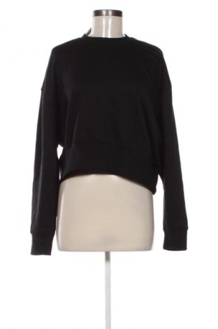 Dámská halenka Bershka, Velikost M, Barva Černá, Cena  784,00 Kč