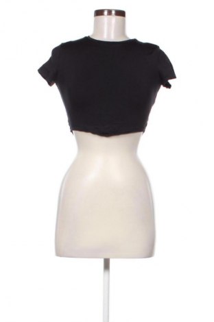 Γυναικεία μπλούζα Bershka, Μέγεθος S, Χρώμα Μαύρο, Τιμή 9,72 €