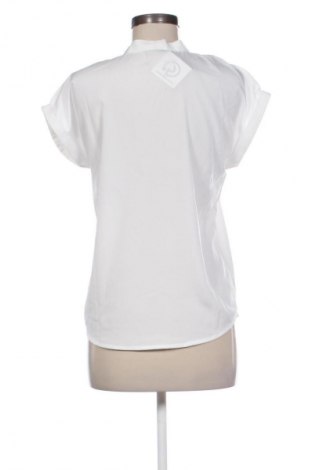 Bluzka damska Bruno Banani, Rozmiar XS, Kolor Biały, Cena 166,99 zł