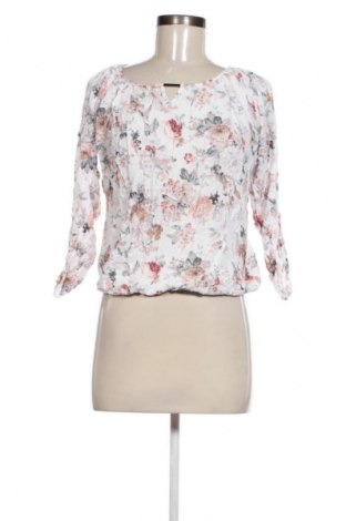 Дамска блуза Colloseum, Размер M, Цвят Многоцветен, Цена 4,99 лв.