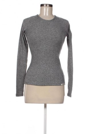 Dámská halenka ECHT, Velikost S, Barva Šedá, Cena  99,00 Kč