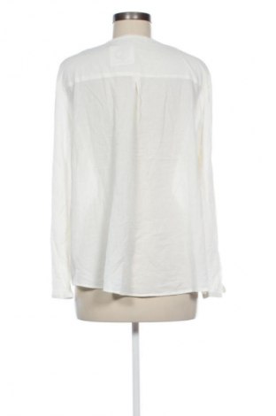 Дамска блуза Esprit, Размер XL, Цвят Бял, Цена 23,99 лв.