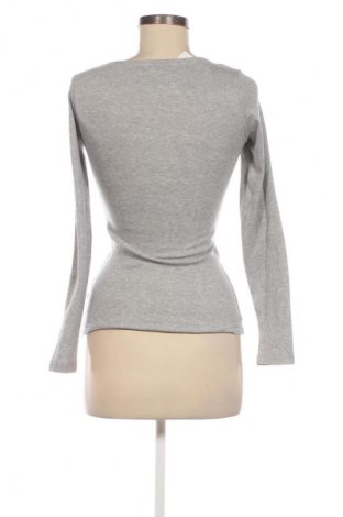 Γυναικεία μπλούζα Essentials, Μέγεθος XS, Χρώμα Πολύχρωμο, Τιμή 9,79 €