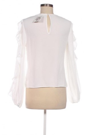 Dámská halenka Guess, Velikost S, Barva Bílá, Cena  606,00 Kč