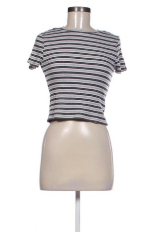 Дамска блуза H&M Divided, Размер M, Цвят Многоцветен, Цена 19,00 лв.