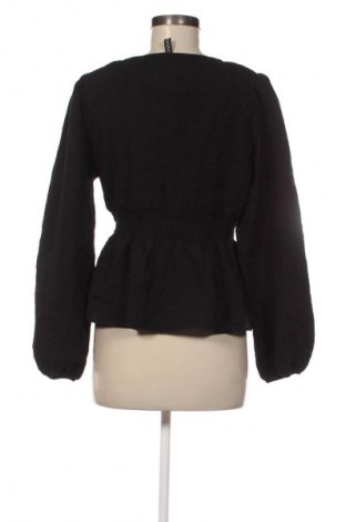 Дамска блуза H&M Divided, Размер M, Цвят Черен, Цена 4,99 лв.