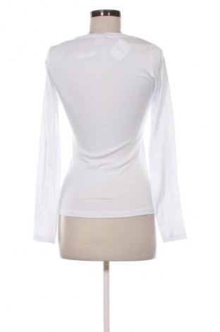 Дамска блуза Kangaroos, Размер XXS, Цвят Бял, Цена 62,99 лв.