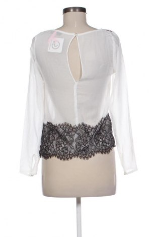 Damen Shirt Lipsy, Größe XS, Farbe Weiß, Preis 10,99 €