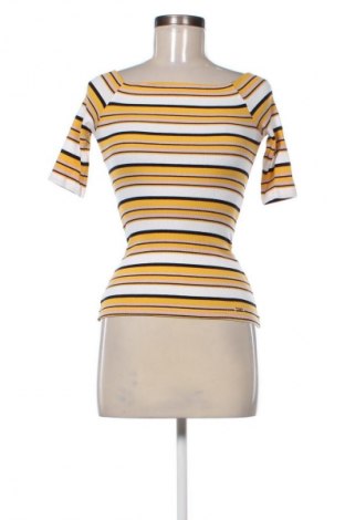 Bluză de femei Mohito, Mărime XS, Culoare Multicolor, Preț 50,00 Lei