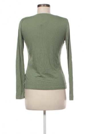 Дамска блуза Mohito, Размер M, Цвят Зелен, Цена 19,04 лв.