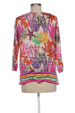 Дамска блуза Mucho Gusto, Размер S, Цвят Многоцветен, Цена 94,99 лв.
