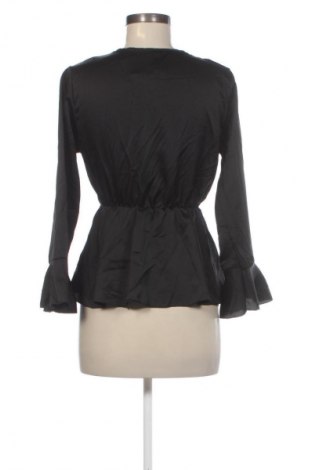 Дамска блуза NEW COLLECTION, Размер M, Цвят Черен, Цена 15,99 лв.