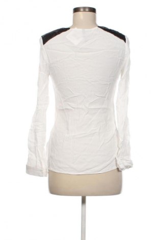 Damen Shirt Naf Naf, Größe S, Farbe Weiß, Preis 7,99 €