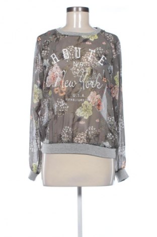 Damen Shirt ONLY, Größe S, Farbe Mehrfarbig, Preis 10,00 €