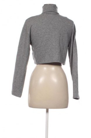 Γυναικεία μπλούζα Pull&Bear, Μέγεθος XS, Χρώμα Γκρί, Τιμή 6,99 €