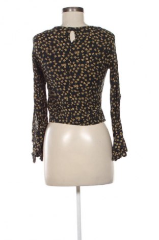 Bluzka damska Pull&Bear, Rozmiar S, Kolor Kolorowy, Cena 26,99 zł