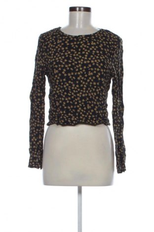 Damen Shirt Pull&Bear, Größe L, Farbe Mehrfarbig, Preis 7,99 €