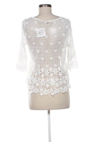 Дамска блуза Pull&Bear, Размер M, Цвят Бял, Цена 13,99 лв.