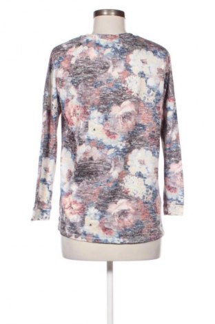 Damen Shirt Pull&Bear, Größe S, Farbe Mehrfarbig, Preis 6,99 €