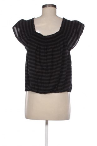 Дамска блуза Reserved, Размер M, Цвят Многоцветен, Цена 19,00 лв.