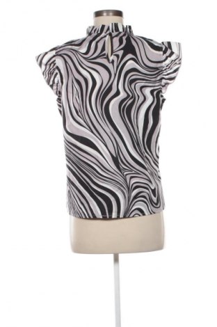 Дамска блуза SHEIN, Размер M, Цвят Многоцветен, Цена 19,55 лв.