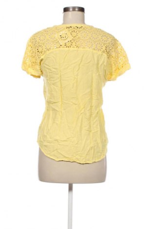 Дамска блуза Stradivarius, Размер M, Цвят Жълт, Цена 5,99 лв.