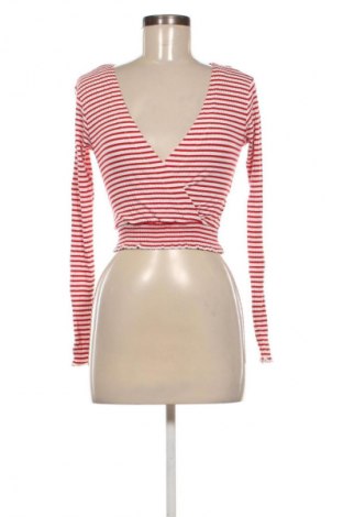 Dámská halenka Stradivarius, Velikost S, Barva Vícebarevné, Cena  169,00 Kč