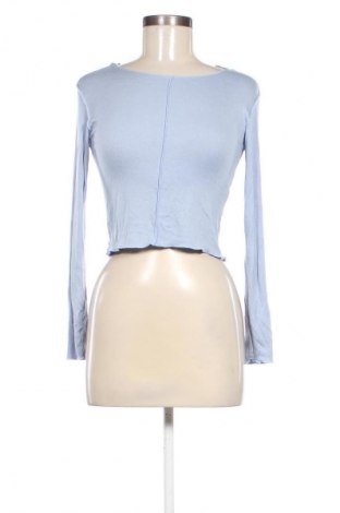 Дамска блуза Stradivarius, Размер M, Цвят Син, Цена 19,55 лв.
