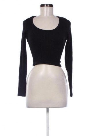 Дамска блуза Stradivarius, Размер S, Цвят Черен, Цена 16,94 лв.