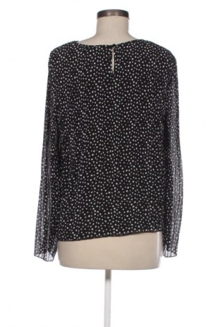 Damen Shirt Stradivarius, Größe L, Farbe Mehrfarbig, Preis 6,99 €