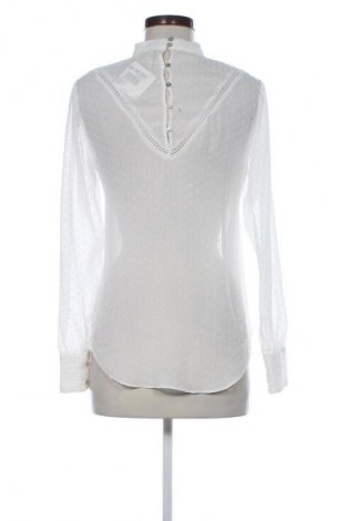 Γυναικεία μπλούζα Stradivarius, Μέγεθος M, Χρώμα Λευκό, Τιμή 9,72 €