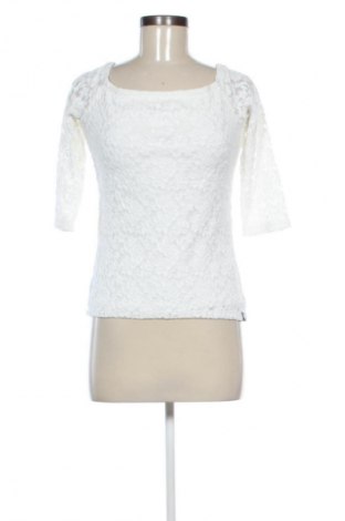 Dámská halenka Superdry, Velikost M, Barva Bílá, Cena  359,00 Kč