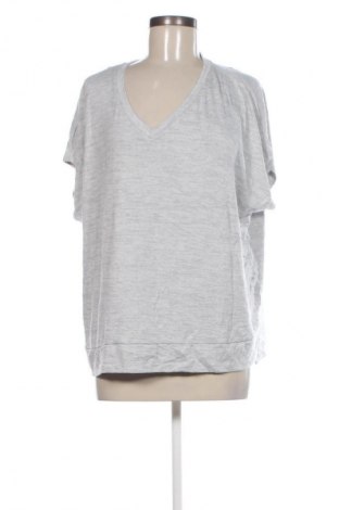 Γυναικεία μπλούζα Time and tru, Μέγεθος L, Χρώμα Γκρί, Τιμή 3,99 €