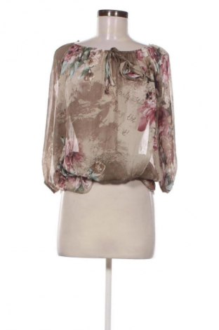 Дамска блуза Unbranded, Размер M, Цвят Многоцветен, Цена 4,99 лв.
