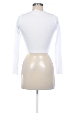 Дамска блуза Unbranded, Размер XXS, Цвят Бял, Цена 13,99 лв.