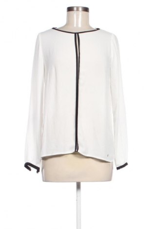 Дамска блуза Simple, Размер S, Цвят Бял, Цена 36,10 лв.